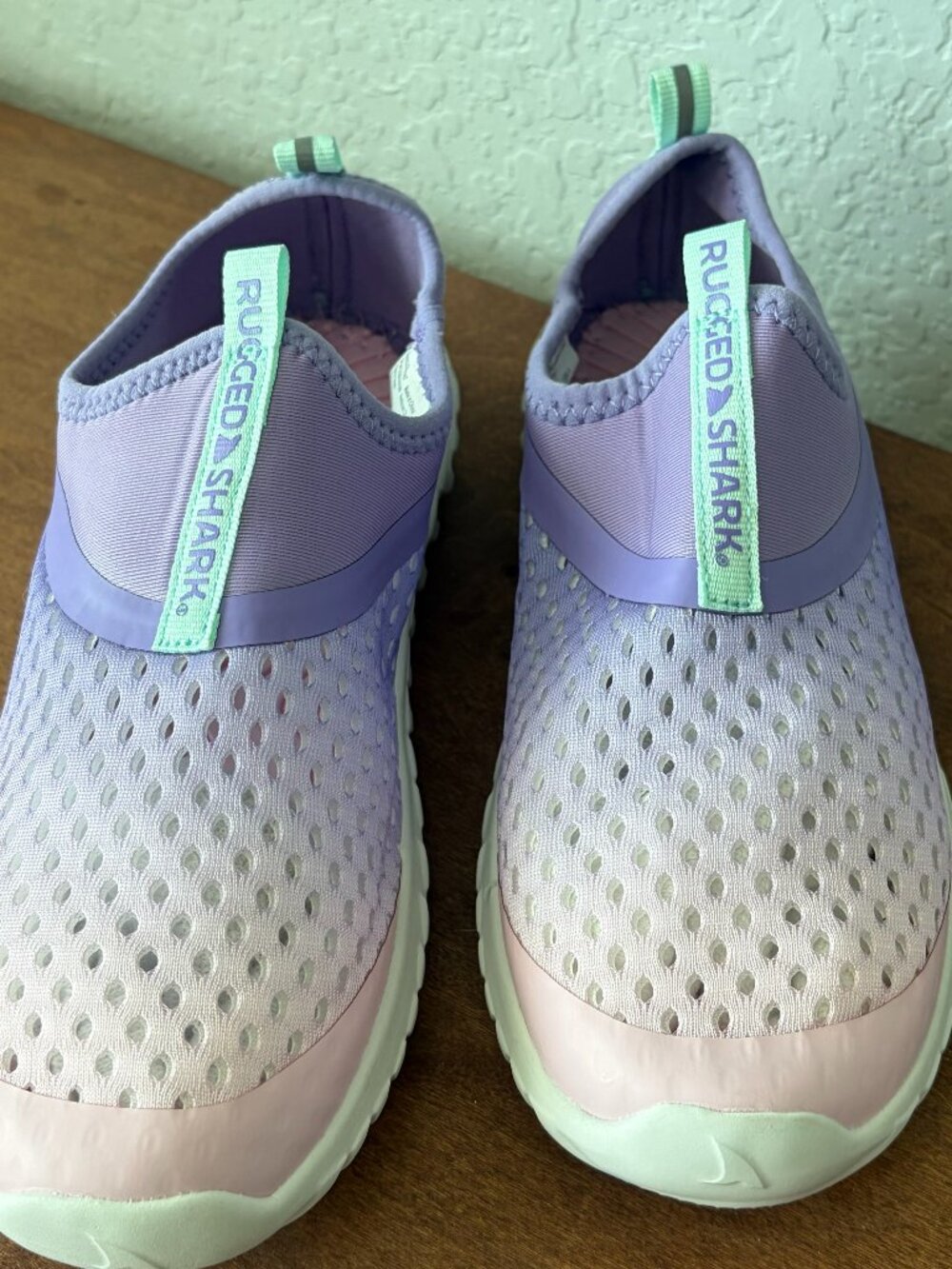 Rugged Shark Aqua Flo Water Shoes Girls Purple Slip-On Like New. (CT)